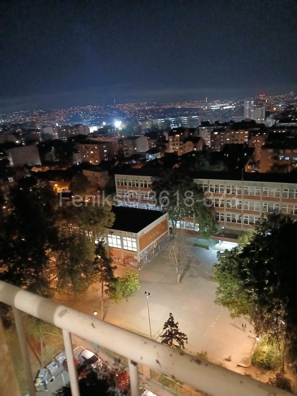 Stan na prodaju u Beogradu, Cvetkova pijaca, troiposoban, 89m2, cena 330000 evra