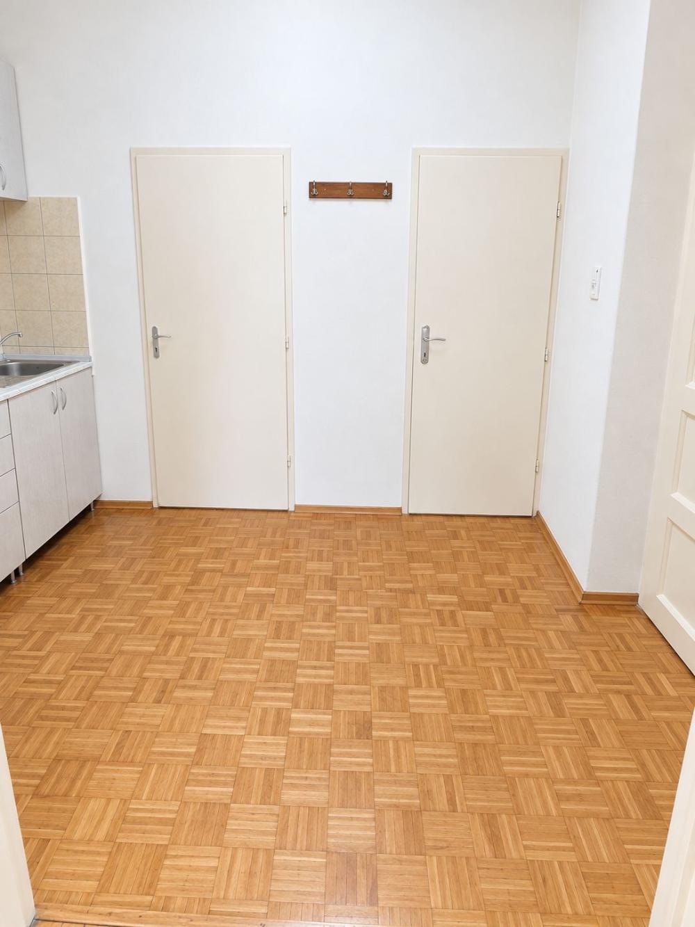 Stan na prodaju u Beogradu, Čubura, dvosoban, 33m2, cena 165000 evra