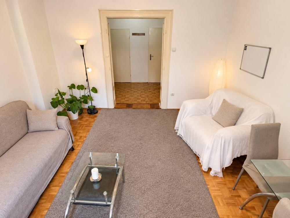 Stan na prodaju u Beogradu, Čubura, dvosoban, 33m2, cena 165000 evra