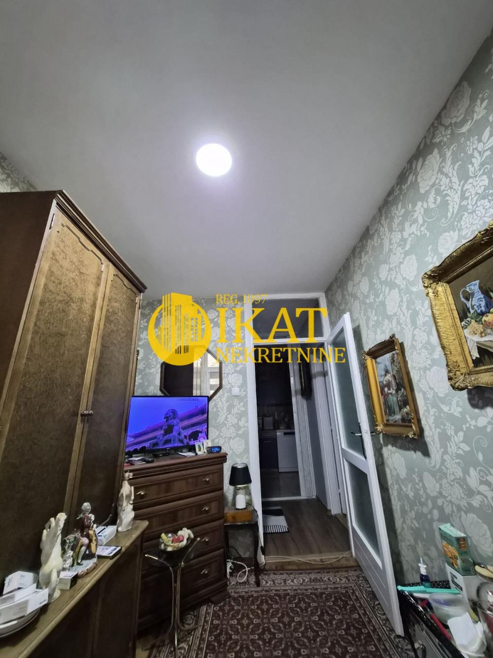 Stan na prodaju u Beogradu, Voždovac, troiposoban, 80m2, cena 273000 evra