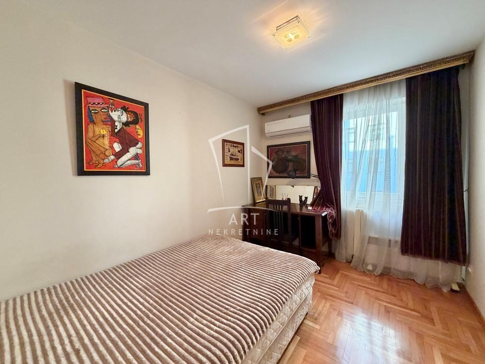 Stan na prodaju u Beogradu, Savski venac, dvosoban, 42m2, cena 197000 evra