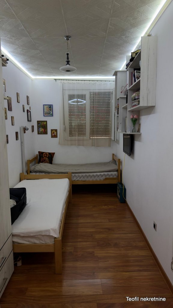 Stan na prodaju u Beogradu, Kanarevo brdo, dvoiposoban, 61m2, cena 179950 evra