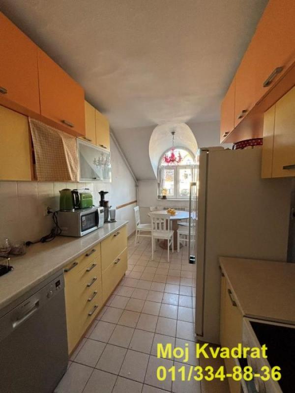 Stan na prodaju u Beogradu, Cerak, trosoban, 87m2, cena 299000 evra
