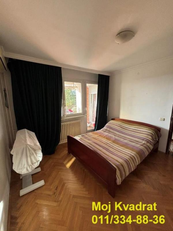 Stan na prodaju u Beogradu, Cerak, trosoban, 87m2, cena 299000 evra