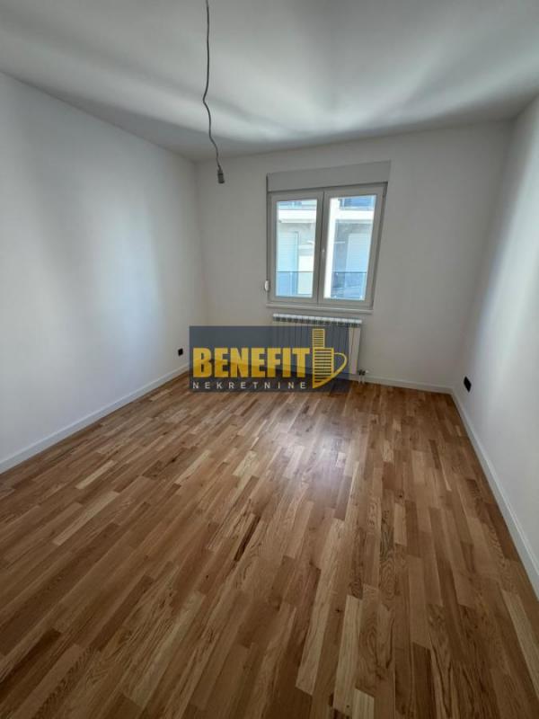Stan na prodaju u Beogradu, Zemun, dvosoban, 46m2, cena 137000 evra