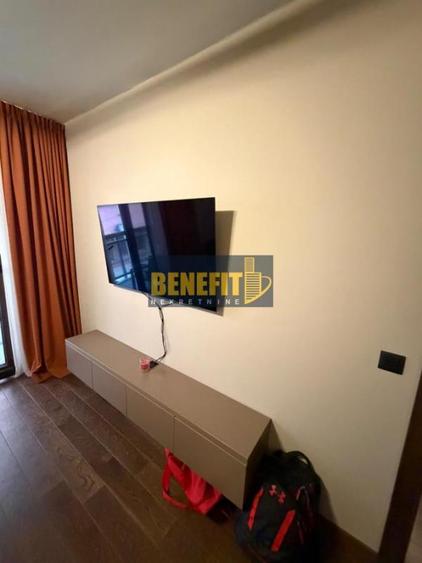 Stan na prodaju u Beogradu, Palilula, trosoban, 73m2, cena 349000 evra
