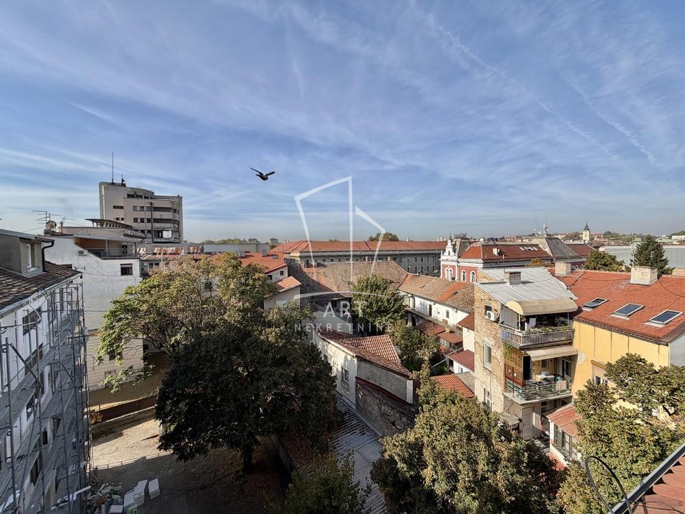 Stan na prodaju u Beogradu, Zemun, cetvorosoban, 62m2, cena 290000 evra