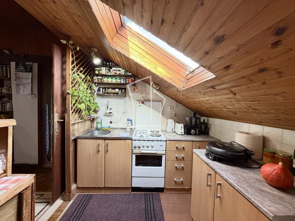 Stan na prodaju u Beogradu, Zemun, cetvorosoban, 62m2, cena 290000 evra