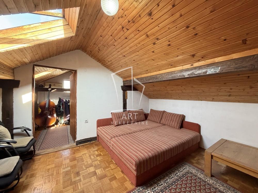 Stan na prodaju u Beogradu, Zemun, cetvorosoban, 62m2, cena 290000 evra