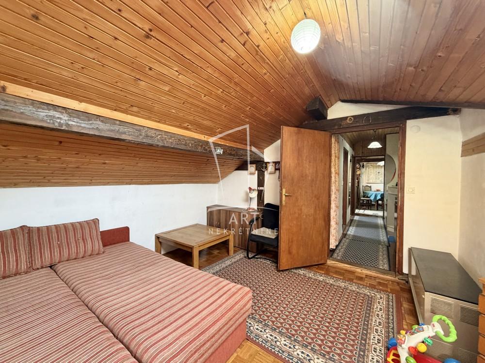 Stan na prodaju u Beogradu, Zemun, cetvorosoban, 62m2, cena 290000 evra