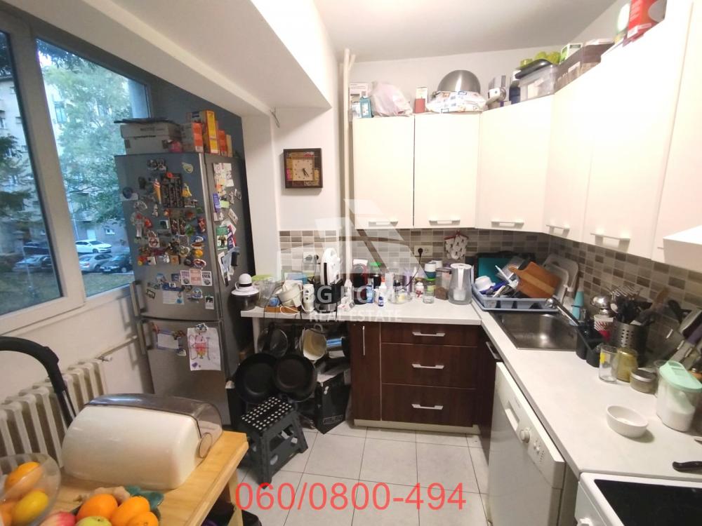 Stan na prodaju u Beogradu, Novi Beograd, dvoiposoban, 62m2, cena 237000 evra