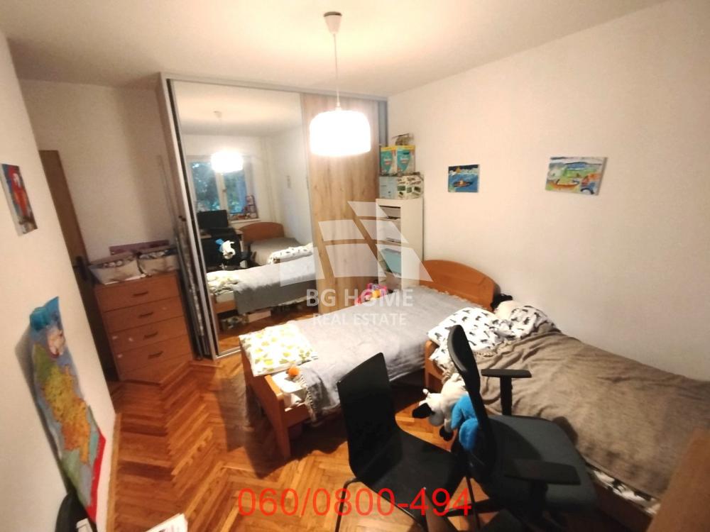 Stan na prodaju u Beogradu, Novi Beograd, dvoiposoban, 62m2, cena 237000 evra