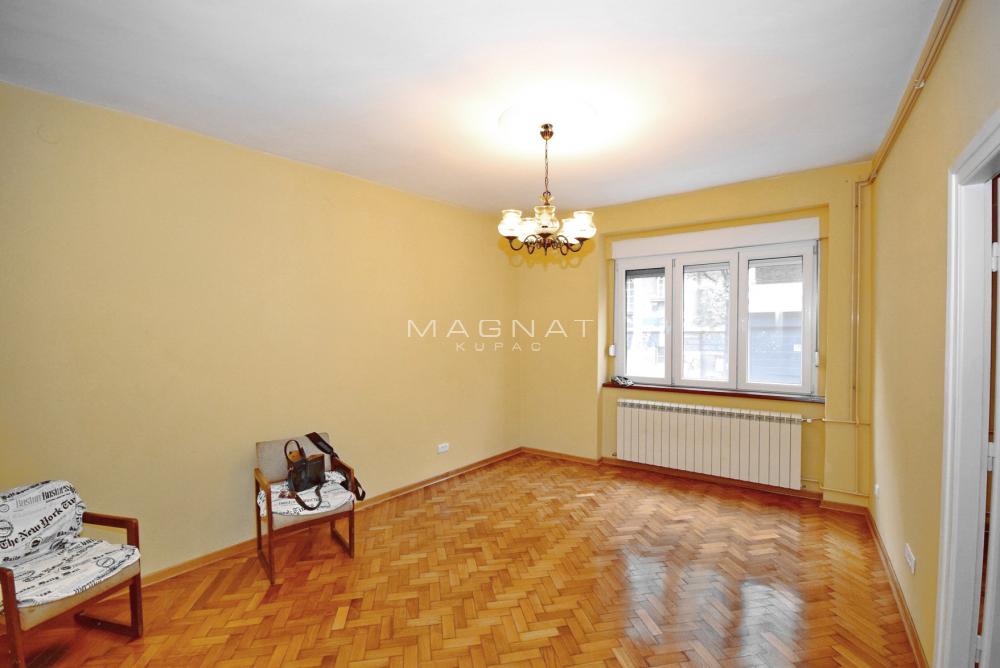 Stan na prodaju u Beogradu, Stari grad, trosoban, 77m2, cena 315000 evra