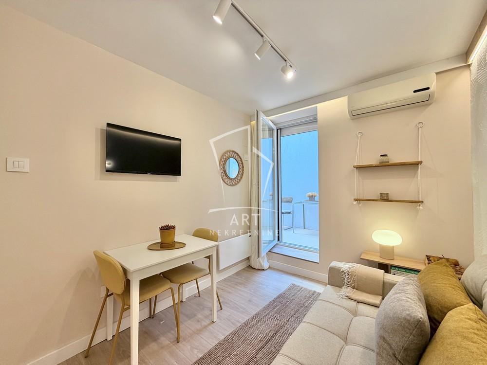 Stan na prodaju u Beogradu, Stari grad, jednoiposoban, 22m2, cena 139000 evra