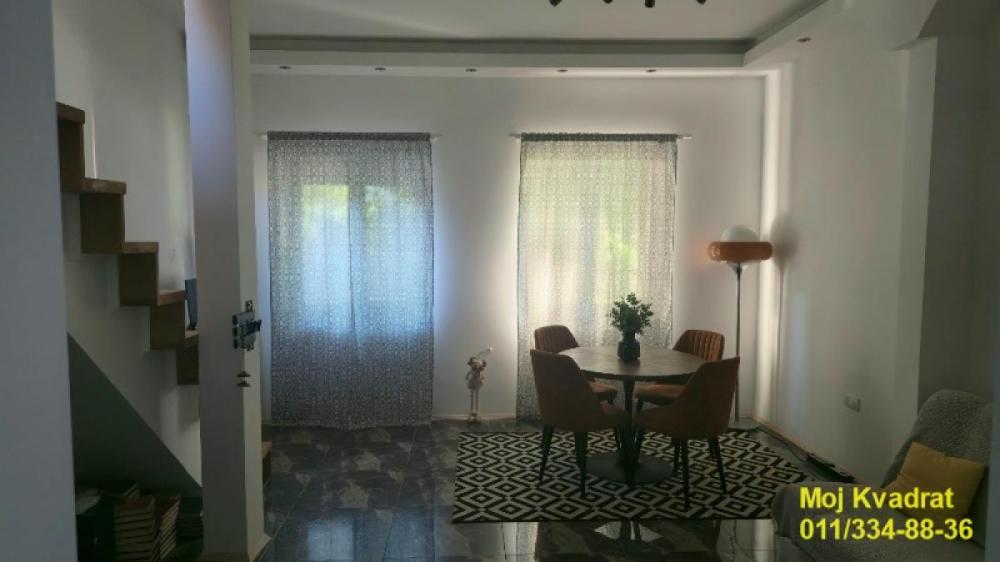 Stan na prodaju u Beogradu, Gornji grad, dvoiposoban, 89m2, cena 197000 evra