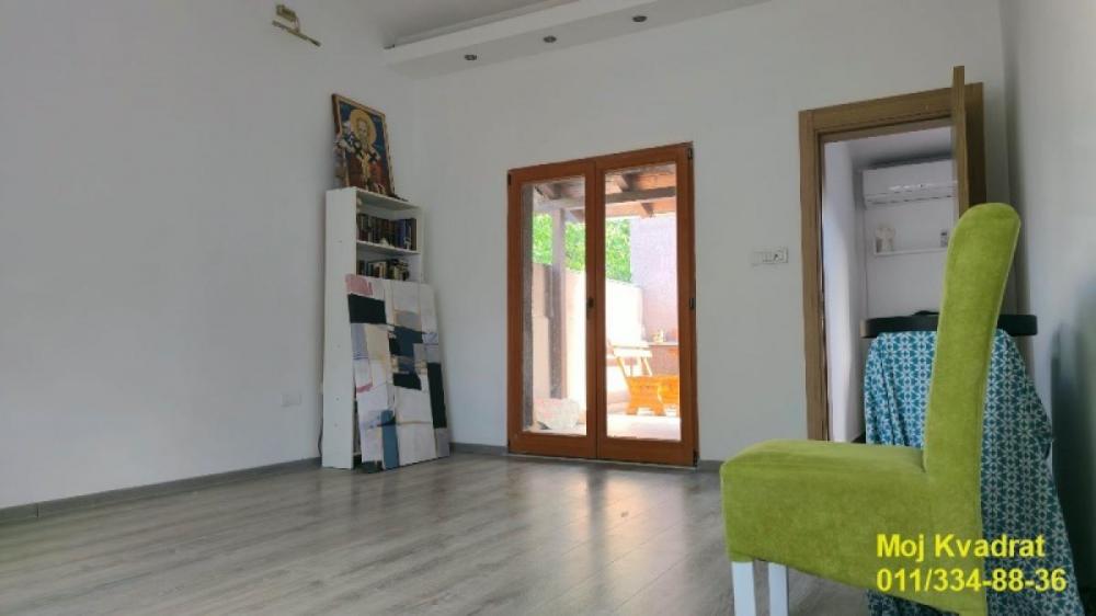 Stan na prodaju u Beogradu, Gornji grad, dvoiposoban, 89m2, cena 197000 evra