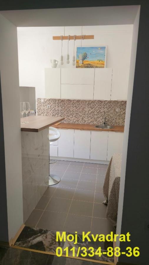 Stan na prodaju u Beogradu, Gornji grad, dvoiposoban, 89m2, cena 197000 evra