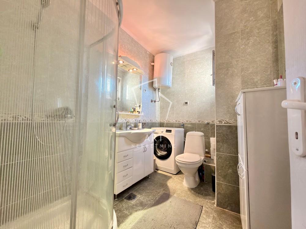 Stan na prodaju u Beogradu, Knez Mihailova, dvosoban, 48m2, cena 310000 evra