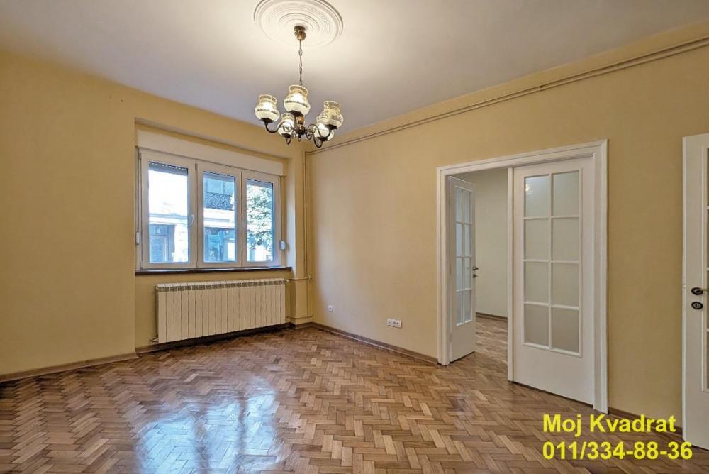 Stan na prodaju u Beogradu, Beograd (centar), troiposoban, 77m2, cena 315000 evra