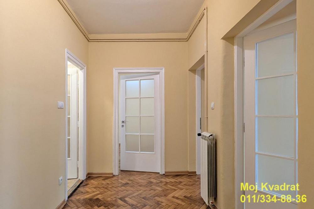 Stan na prodaju u Beogradu, Beograd (centar), troiposoban, 77m2, cena 315000 evra