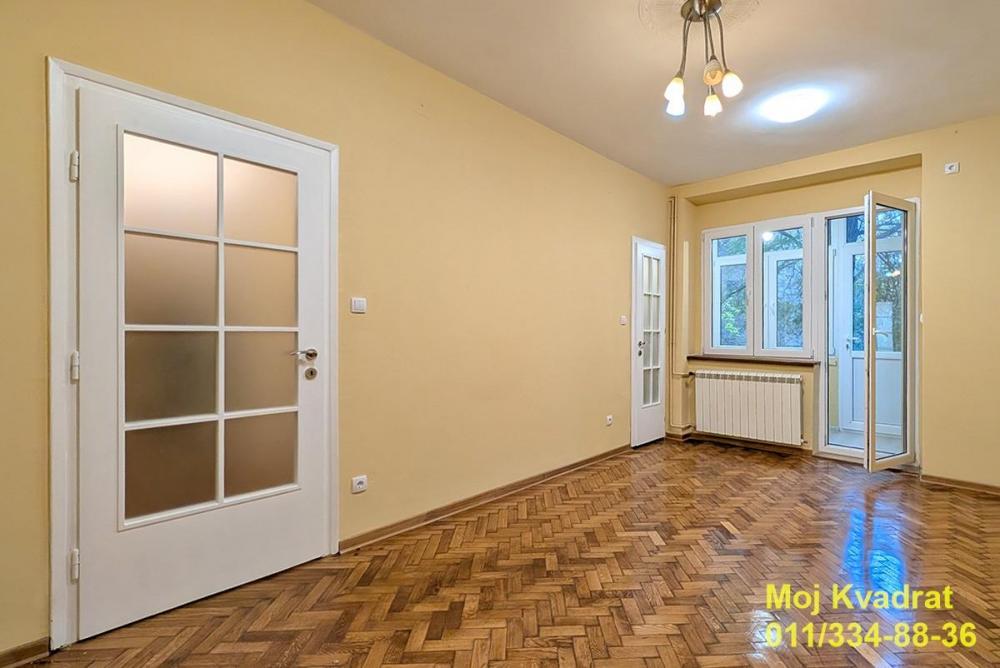 Stan na prodaju u Beogradu, Beograd (centar), troiposoban, 77m2, cena 315000 evra