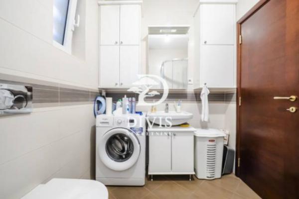 Stan na prodaju u Beogradu, Dedinje, trosoban, 98m2, cena 385000 evra