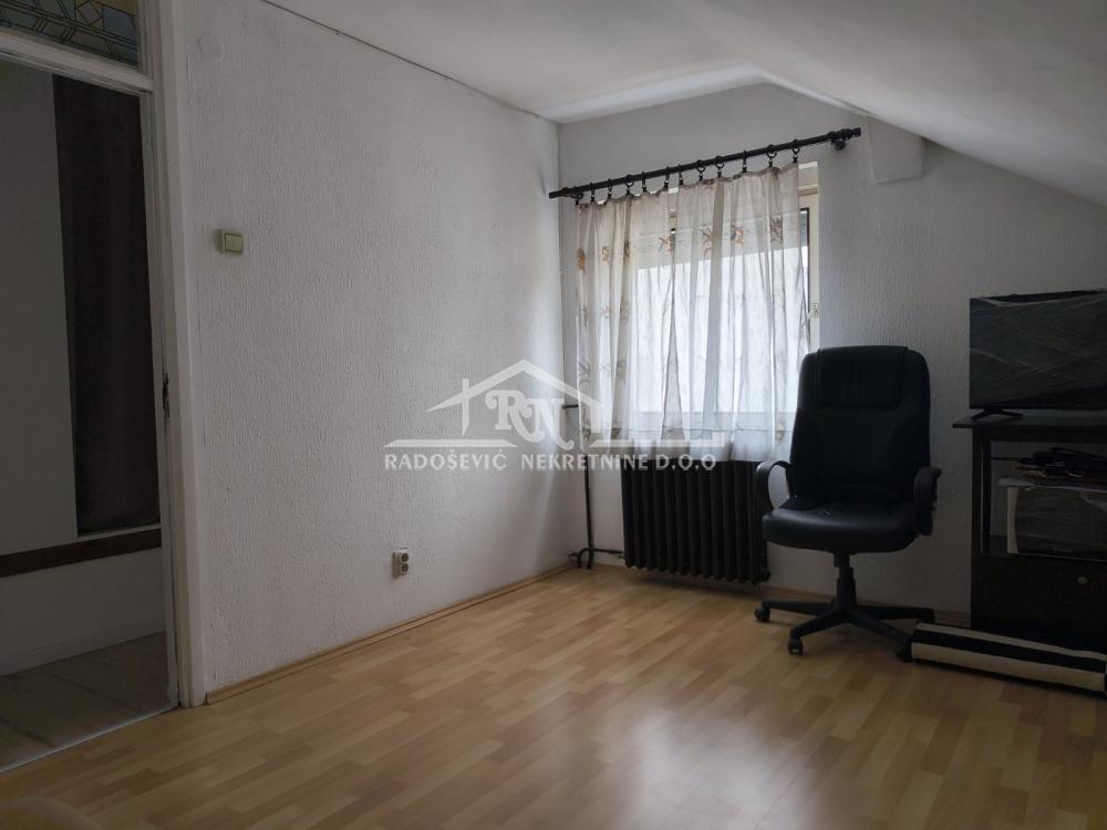 Stan na prodaju u Beogradu, Zemun, trosoban, 85m2, cena 157000 evra