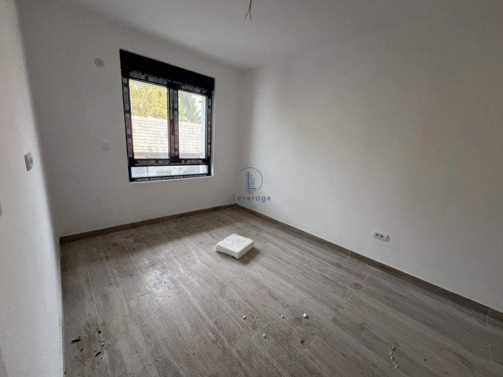 Stan na prodaju u Beogradu, Batajnica, dvosoban, 46m2, cena 112500 evra