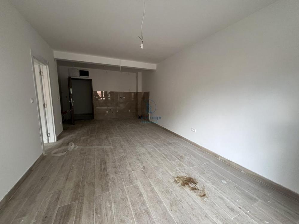 Stan na prodaju u Beogradu, Batajnica, dvosoban, 46m2, cena 112500 evra