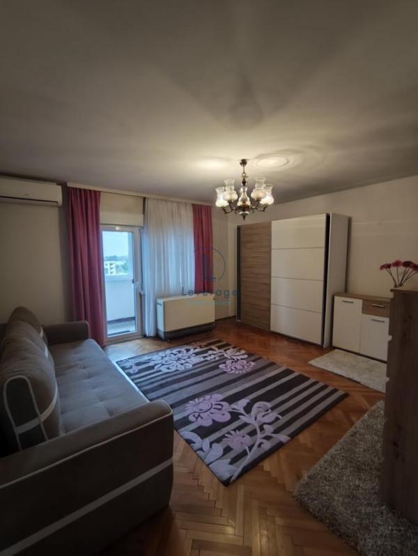 Stan na prodaju u Beogradu, Višnjička banja, dvoiposoban, 60m2, cena 150000 evra