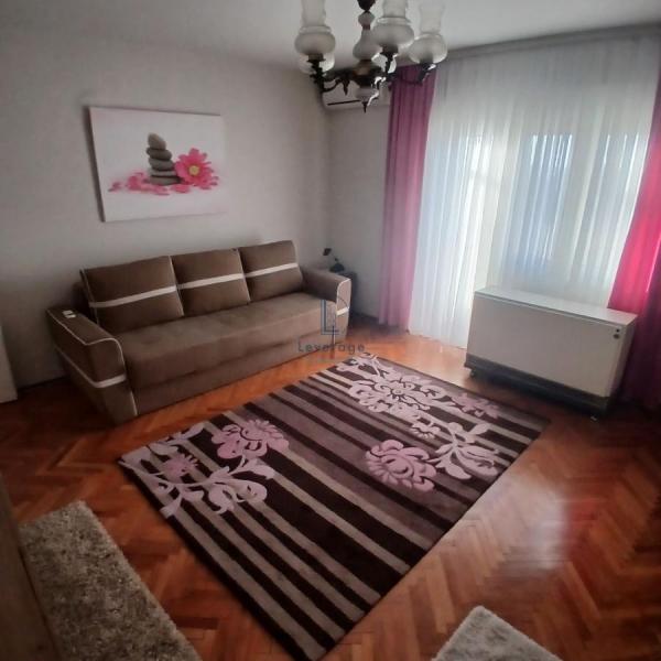 Stan na prodaju u Beogradu, Višnjička banja, dvoiposoban, 60m2, cena 150000 evra