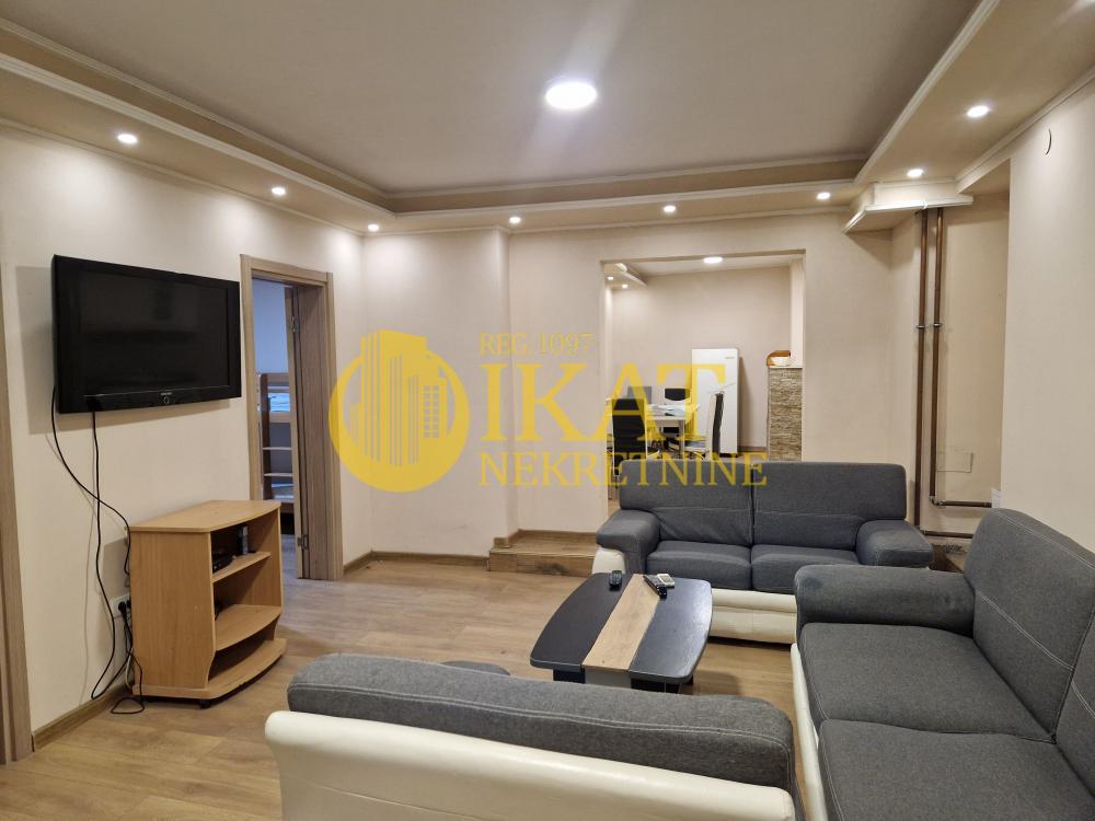 Stan na prodaju u Beogradu, Čukarica, trosoban, 82m2, cena 150000 evra
