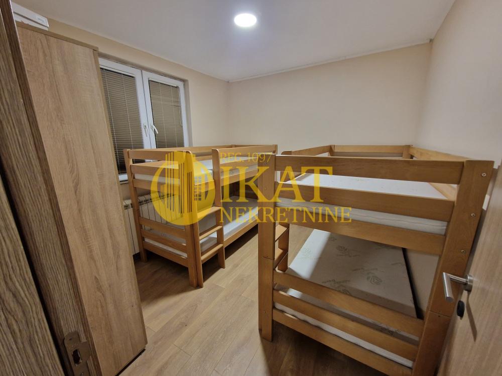 Stan na prodaju u Beogradu, Čukarica, trosoban, 82m2, cena 150000 evra