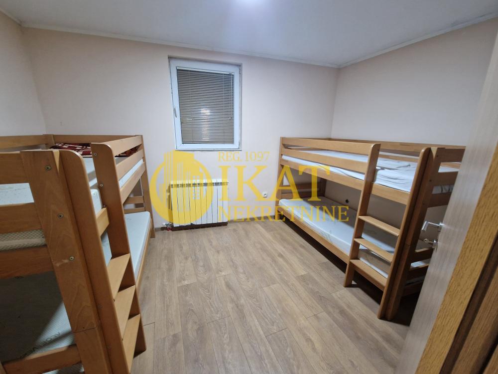 Stan na prodaju u Beogradu, Čukarica, trosoban, 82m2, cena 150000 evra