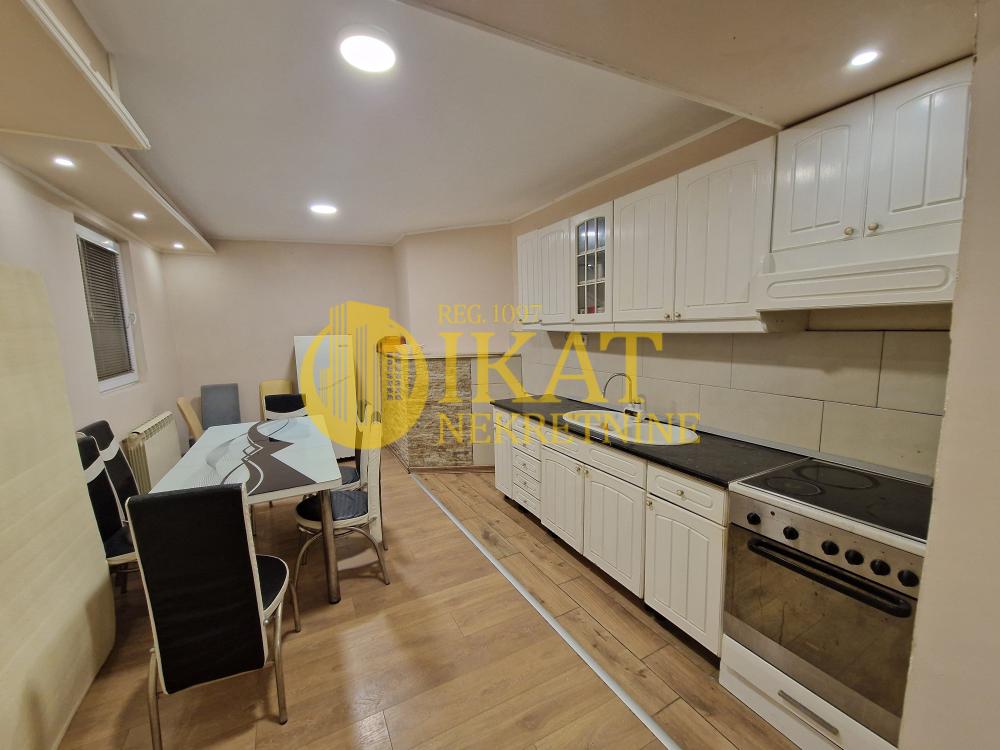 Stan na prodaju u Beogradu, Čukarica, trosoban, 82m2, cena 150000 evra
