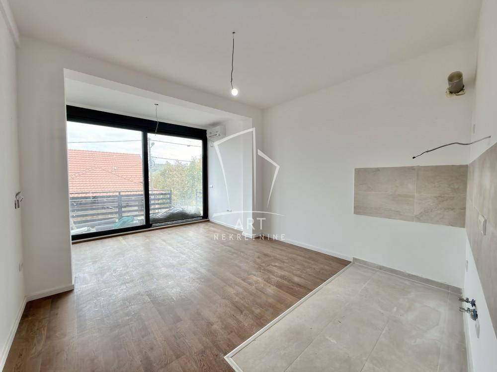 Stan na prodaju u Beogradu, Čukarica, jednoiposoban, 45m2, cena 80000 evra
