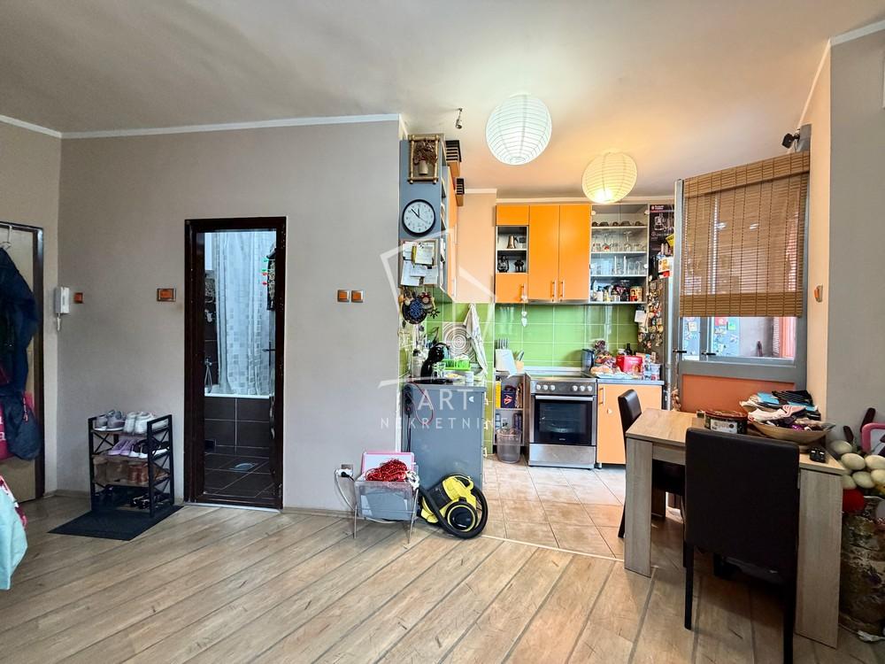 Stan na prodaju u Beogradu, Gornji grad, jednosoban, 28m2, cena 107000 evra