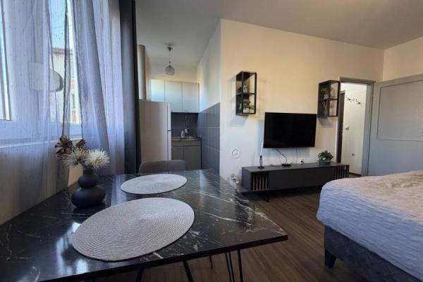 Stan na prodaju u Beogradu, Karaburma, 25m2, cena 85000 evra