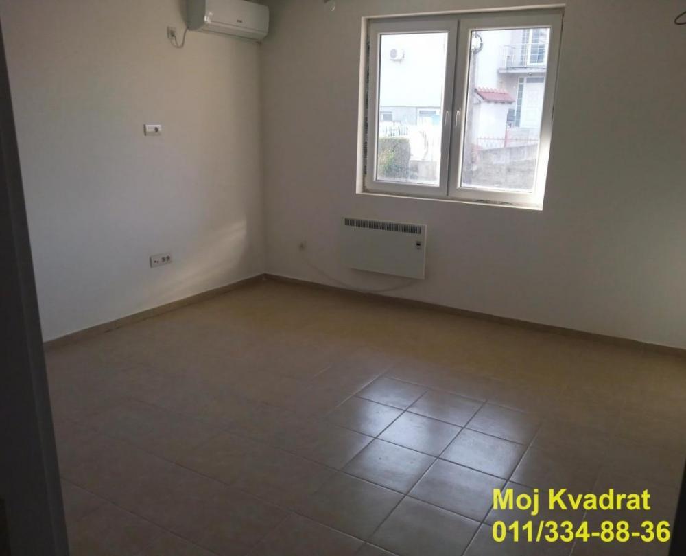Stan na prodaju u Beogradu, Grocka, trosoban, 63m2, cena 89000 evra