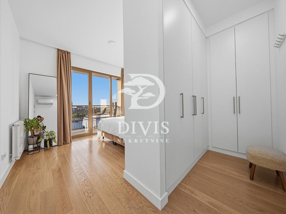 Stan na prodaju u Beogradu, Beograd na vodi, cetvorosoban, 113m2, cena 820000 evra