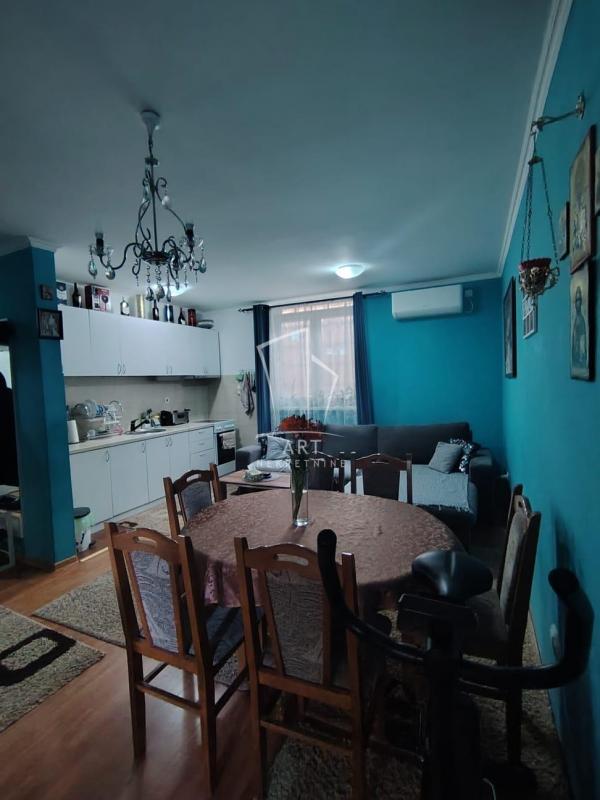Stan na prodaju u Beogradu, Borča, dvoiposoban, 51m2, cena 125000 evra