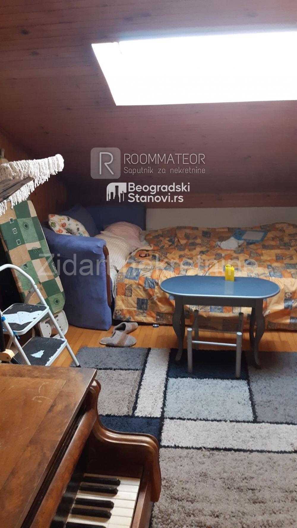 Stan na prodaju u Beogradu, Novi Beograd blok 8 (Paviljoni), trosoban, 100m2, cena 269000 evra