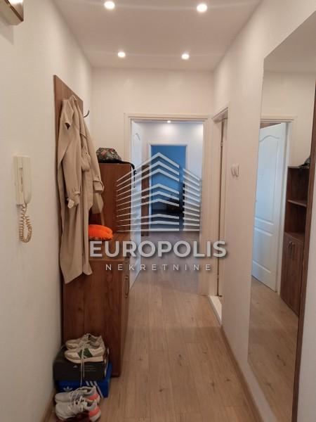 Stan na prodaju u Beogradu, Novi Beograd, dvoiposoban, 53m2, cena 134990 evra