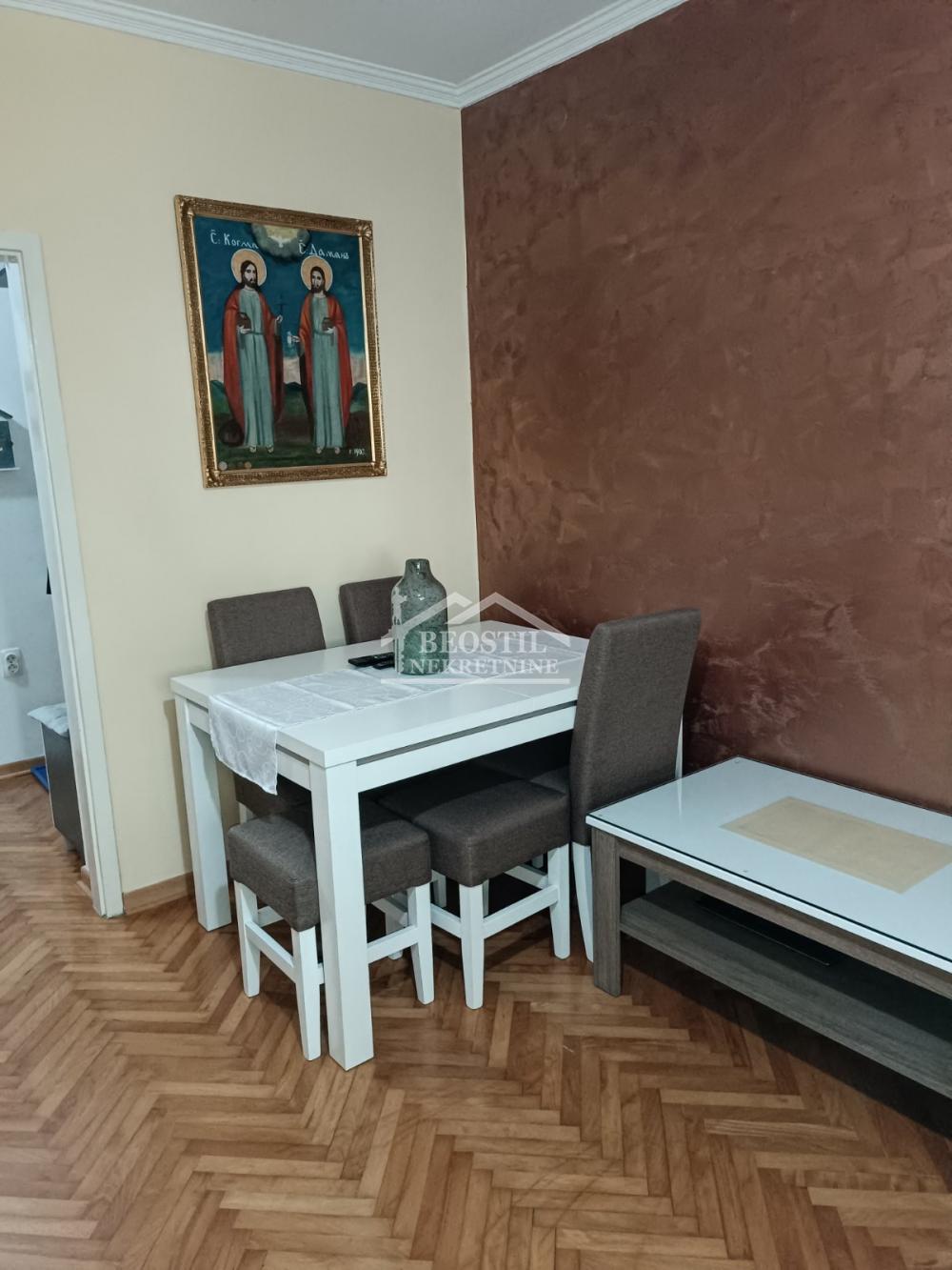 Stan na prodaju u Beogradu, Novi Grad, trosoban, 60m2, cena 153000 evra