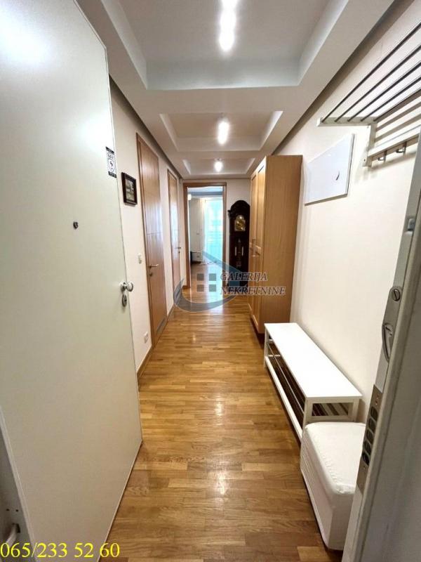 Stan na prodaju u Beogradu, Novi Beograd, trosoban, 106m2, cena 399000 evra