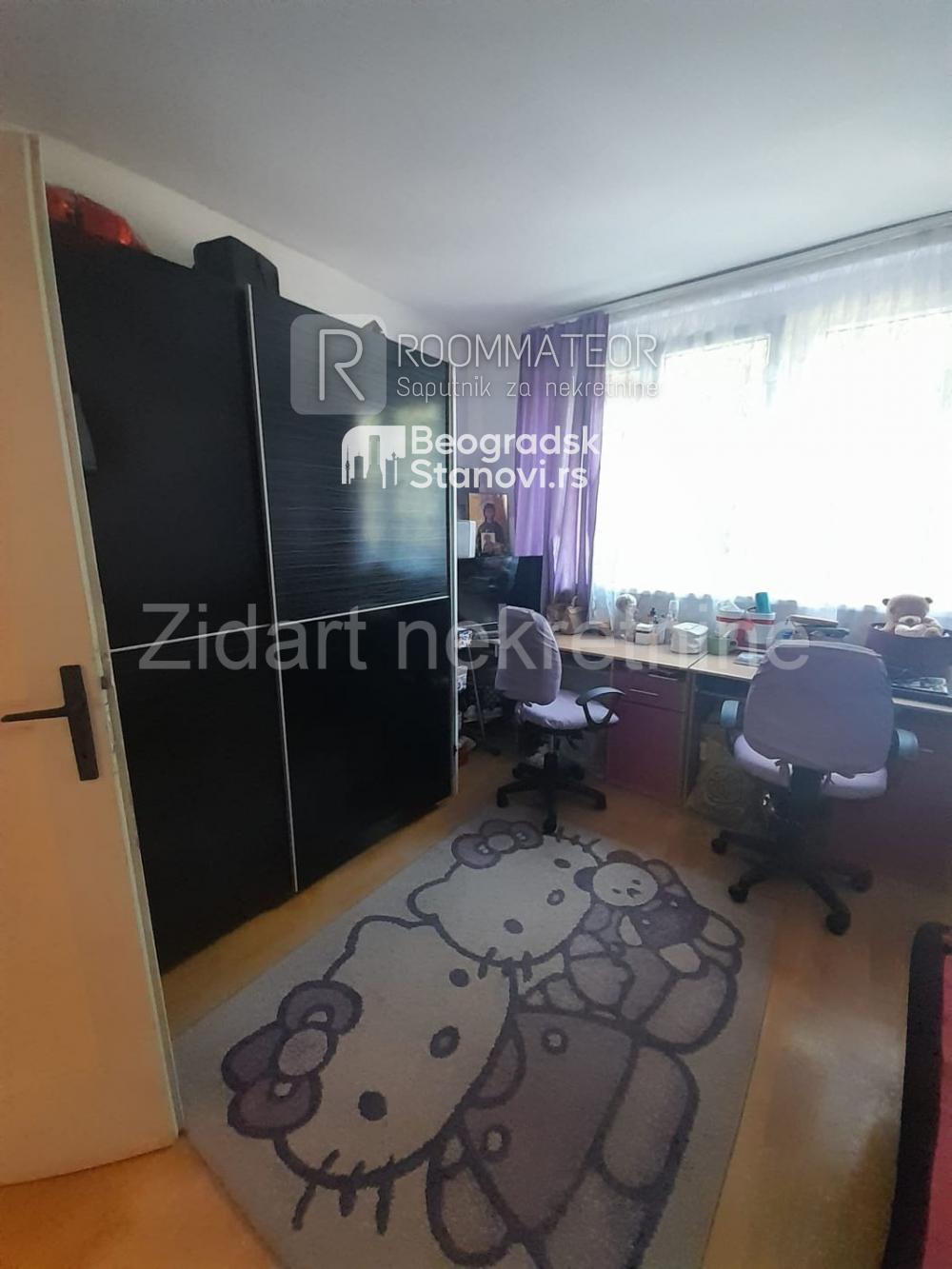 Stan na prodaju u Beogradu, Zemun polje, dvoiposoban, 107m2, cena 123000 evra