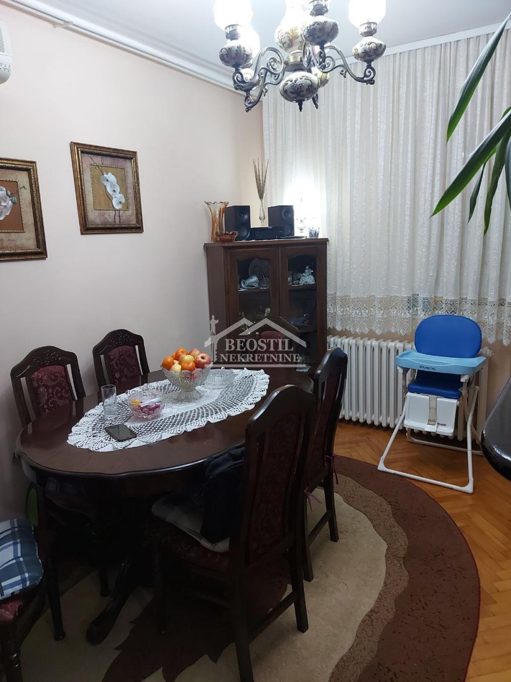 Stan na prodaju u Beogradu, Zemun, dvosoban, 63m2, cena 159900 evra