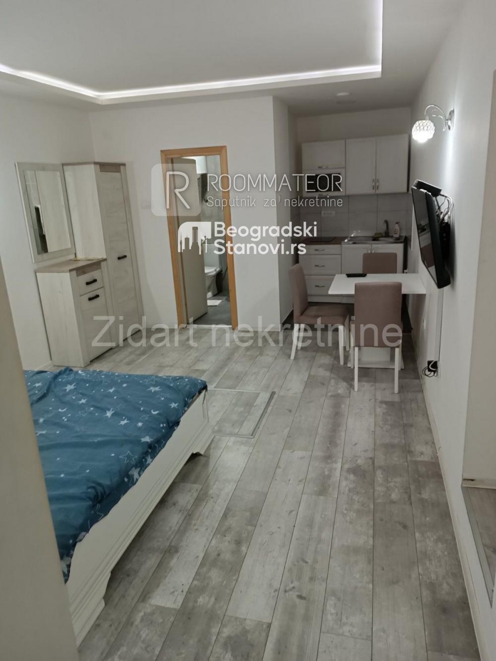 Stan na prodaju u Beogradu, Beograd (Trg Republike), dvosoban, 74m2, cena 218300 evra