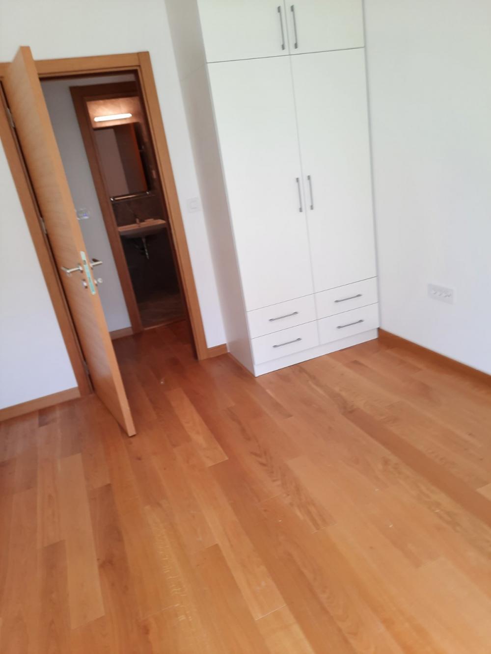 Stan na prodaju u Beogradu, Zemun, trosoban, 75m2, cena 235000 evra