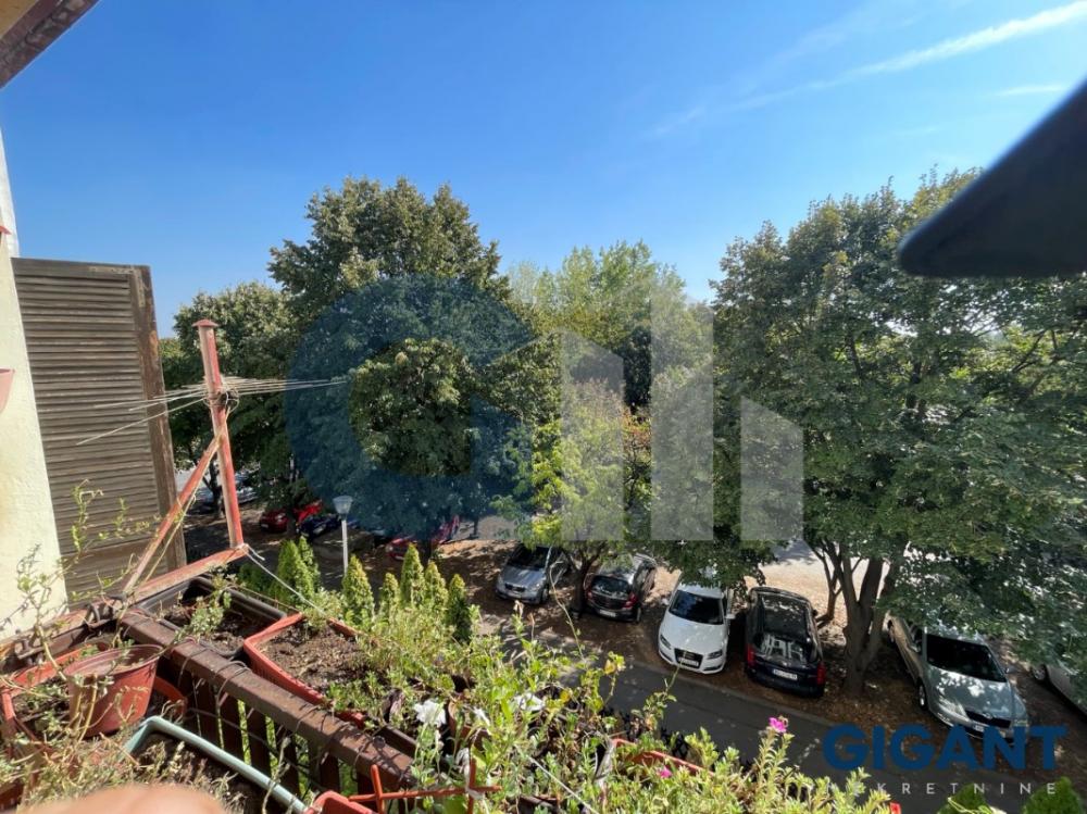 Stan na prodaju u Beogradu, Novi Beograd, trosoban, 90m2, cena 205000 evra